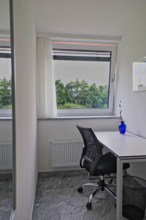 מקנבורן Sterk Apartments - Idyllisch - Modern - Stilvoll מראה חיצוני תמונה